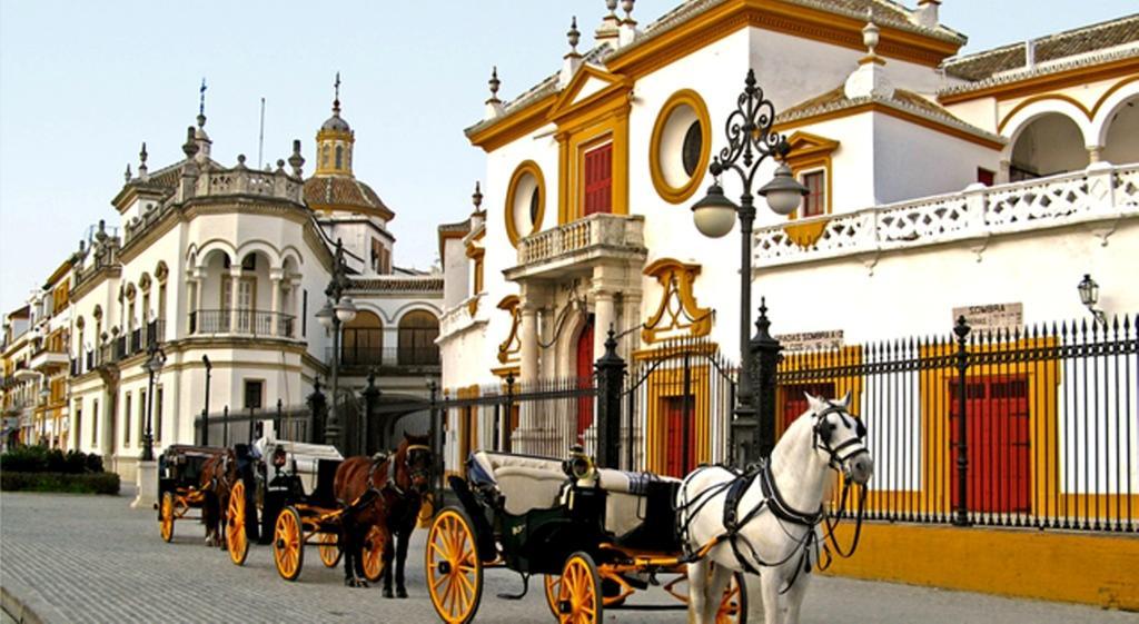 Like Home Sevilla - Museo Εξωτερικό φωτογραφία